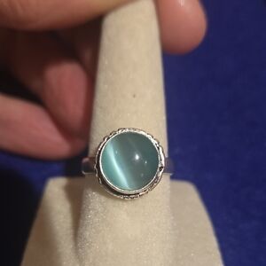 Stunning Silver and Blue Chalcedony Women's Ring